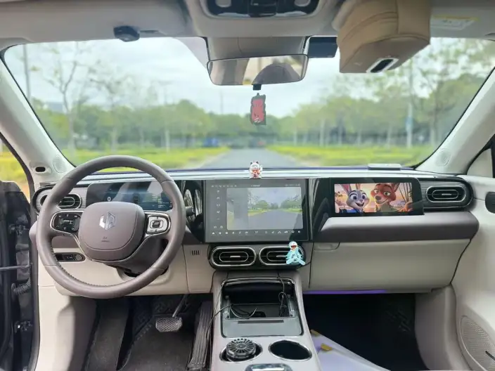 Leapmotor C11 2023 Model 500 Smart Edition – фото 7