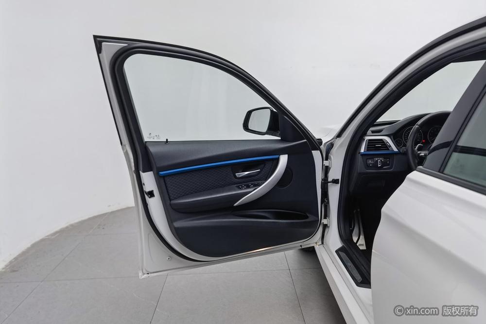 BMW 3 Series 2018 320i M Sport Package – фото 21
