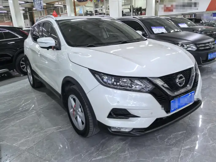 Nissan Qashqai 2022 Model 2.0L XV Smart Edition – фото 3