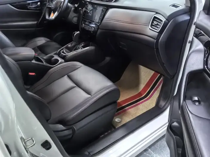 Nissan Qashqai 2022 Model 2.0L XV Smart Edition – фото 6