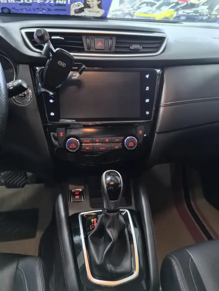 Nissan Qashqai 2022 Model 2.0L XV Smart Edition – фото 9