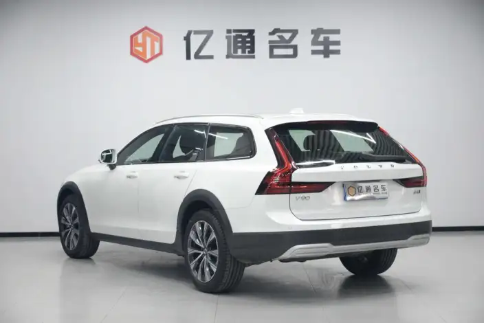 Volvo V90 2021 Model Cross Country B5 AWD Zhiyuan Edition