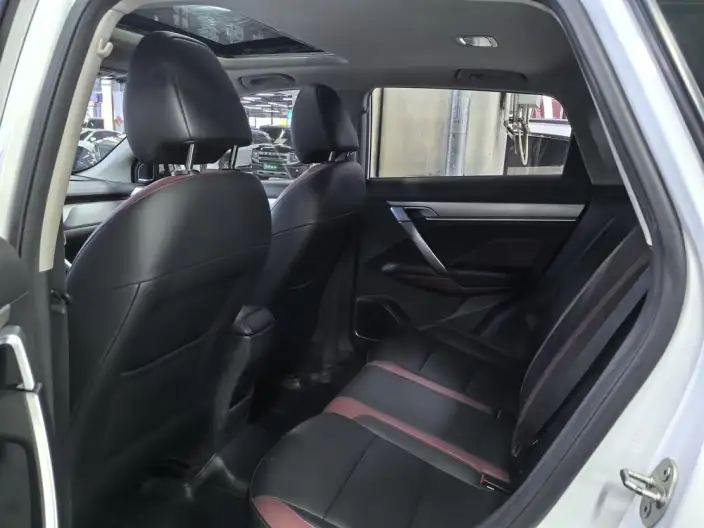 Geely Binyue 2023 Model 1.5T DCT Platinum edition – фото 9