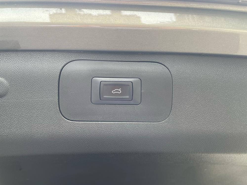 Buick GL6 2018 18T 6-seater Luxury – фото 9