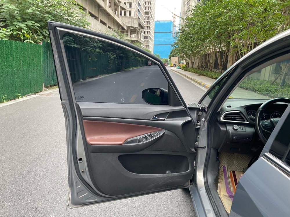 Buick GL6 2018 18T 6-seater Luxury – фото 17