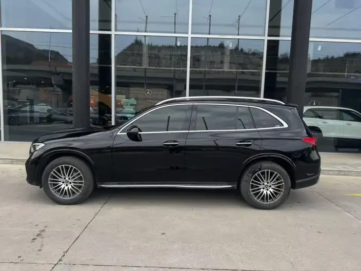 Mercedes-Benz GLC 2025 Model GLC 300 L 4MATIC Dynamic Model 5 seat – фото 4