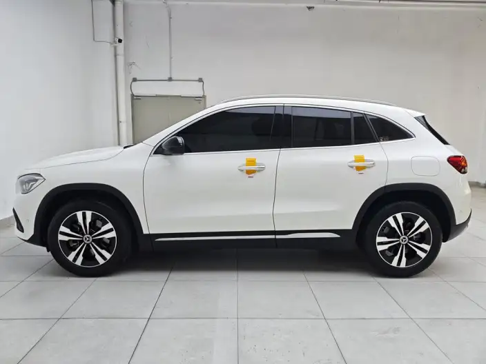 Mercedes-Benz GLA 2022 Model GLA 220 – фото 4