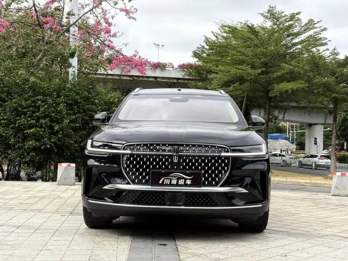 Nautilus 2023 Model 2.0T 4WD Exclusive Edition
