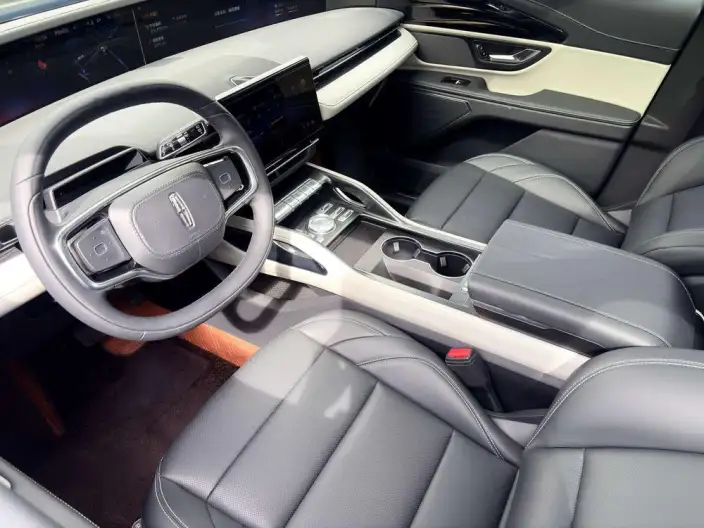 Nautilus 2023 Model 2.0T 4WD Exclusive Edition – фото 6