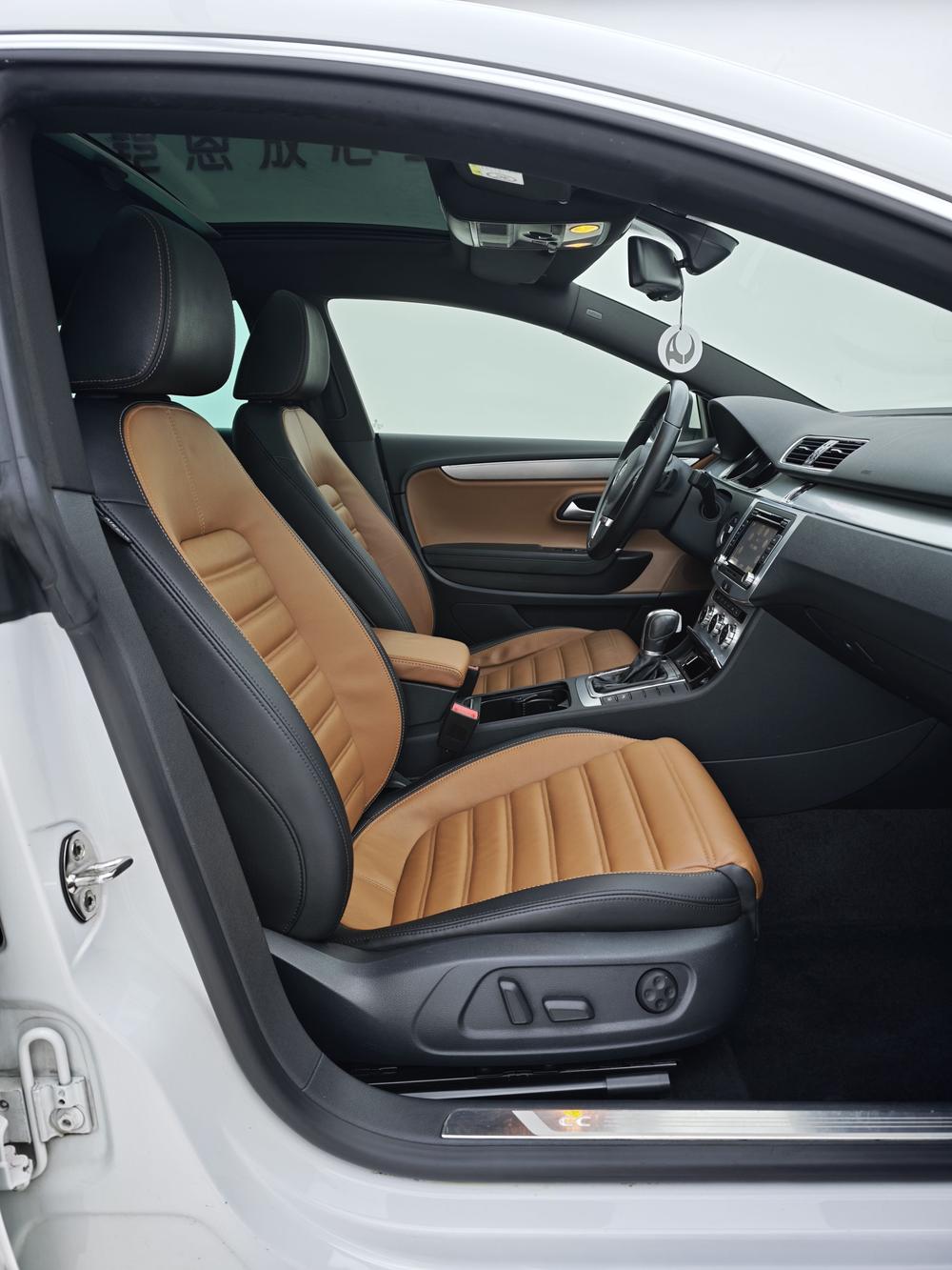Volkswagen CC 2016 модификация 2.0TSI Luxury – фото 20