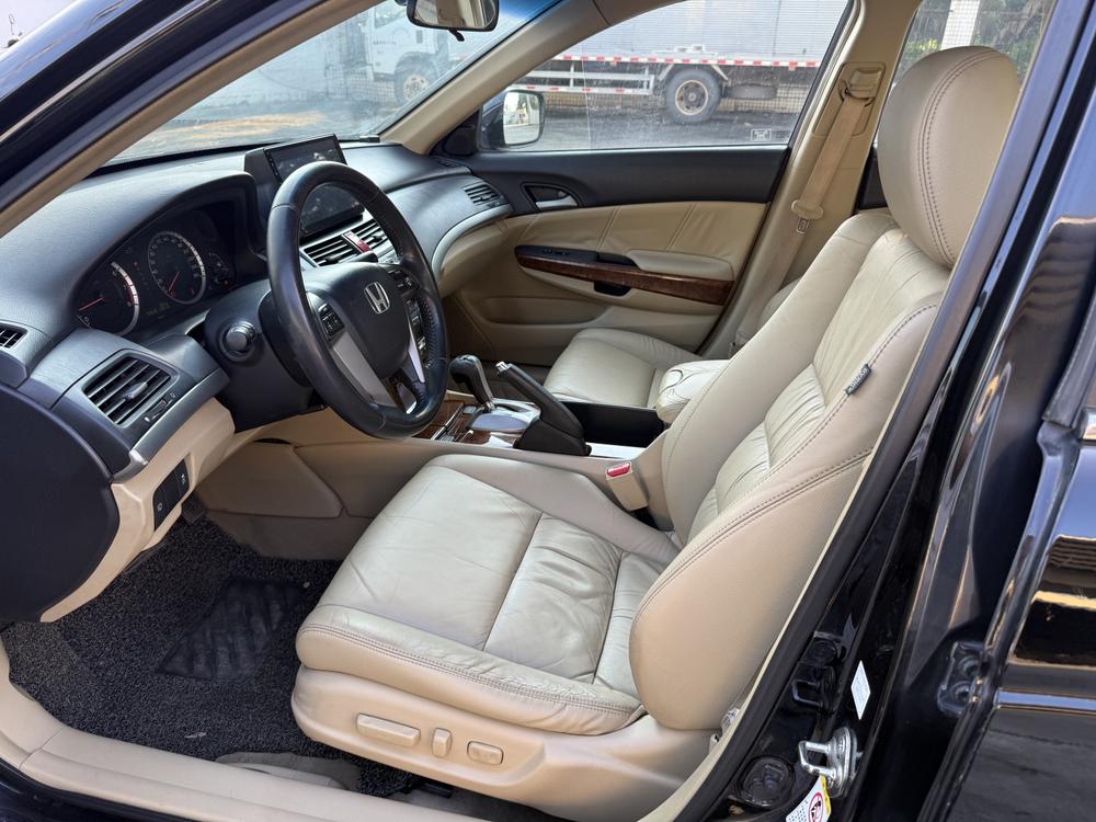 Honda Accord 2011 2.4L EX Navi – фото 9
