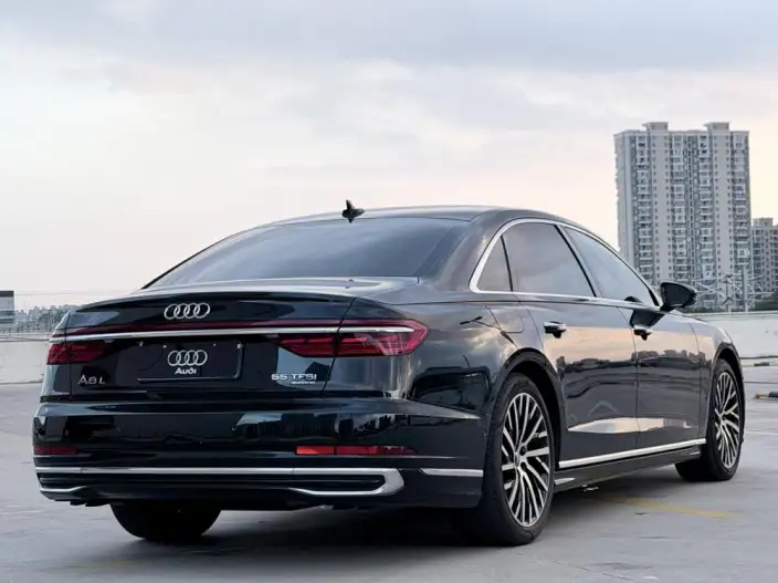 Audi A8 2023 Model A8L 55 TFSI quattro Flagship Model – фото 6