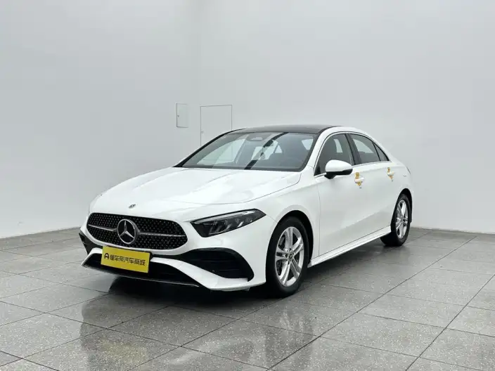 Mercedes-Benz A-class 2024 Model A 180 L