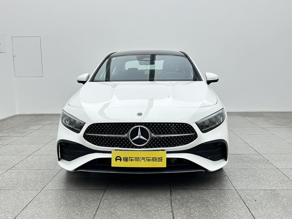 Mercedes-Benz A-class 2024 A 180 L – фото 2