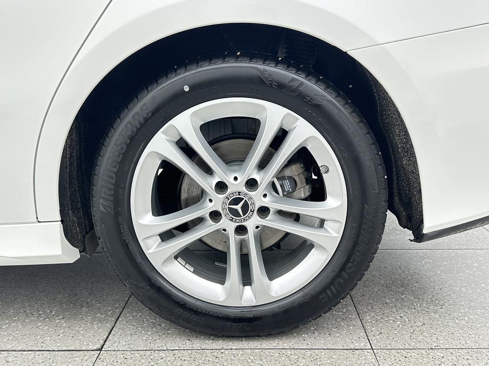 Mercedes-Benz A-class 2024 A 180 L – фото 9