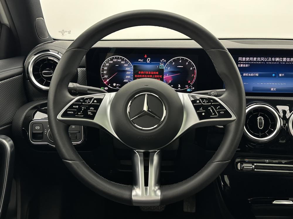 Mercedes-Benz A-class 2024 A 180 L – фото 16