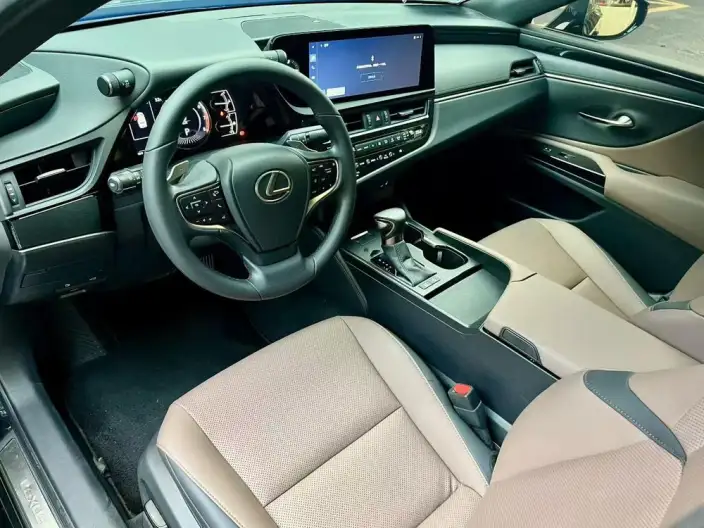 Lexus ES 2022 Model 200 Superior Edition – фото 7