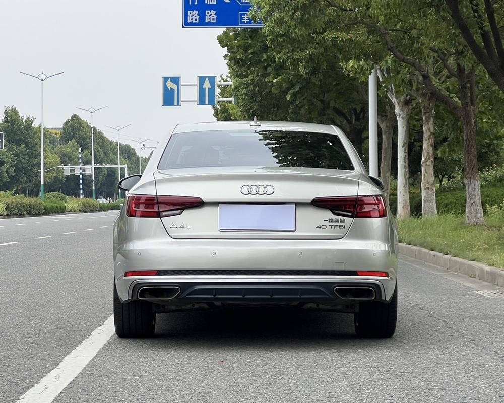 Audi A4L 2019 40 TFSI Style China VI – фото 4