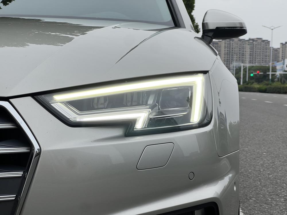 Audi A4L 2019 40 TFSI Style China VI – фото 6