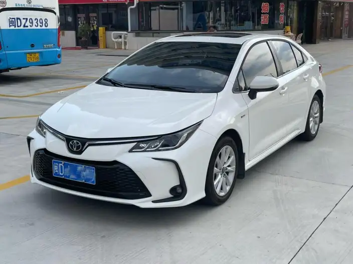 Toyota Corolla 2024 Model Intelligent Hybrid 1.8L E-CVT Elite Edition – фото 1