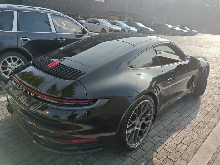 PORSCHE 911 2023 Model Carrera 3.0T