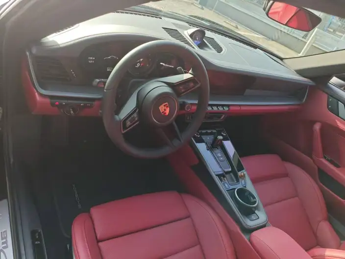 PORSCHE 911 2023 Model Carrera 3.0T – фото 8