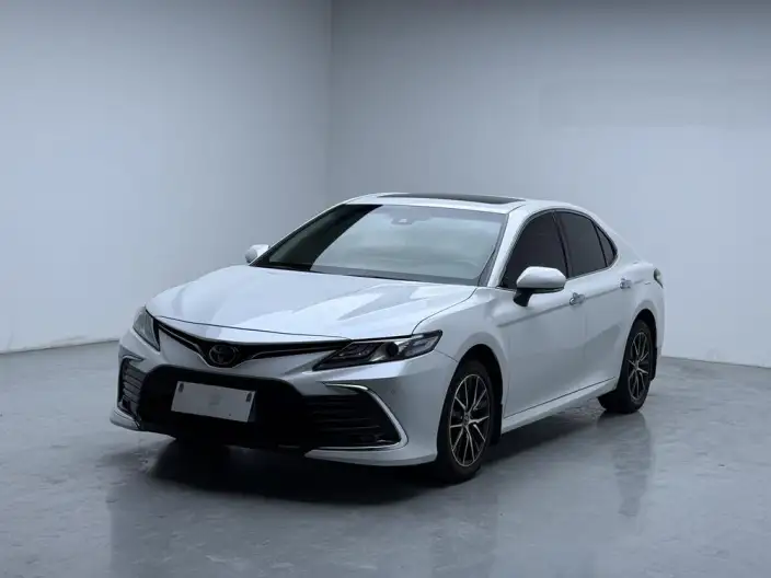 Toyota Camry 2021 Model 2.0G Deluxe Edition – фото 1