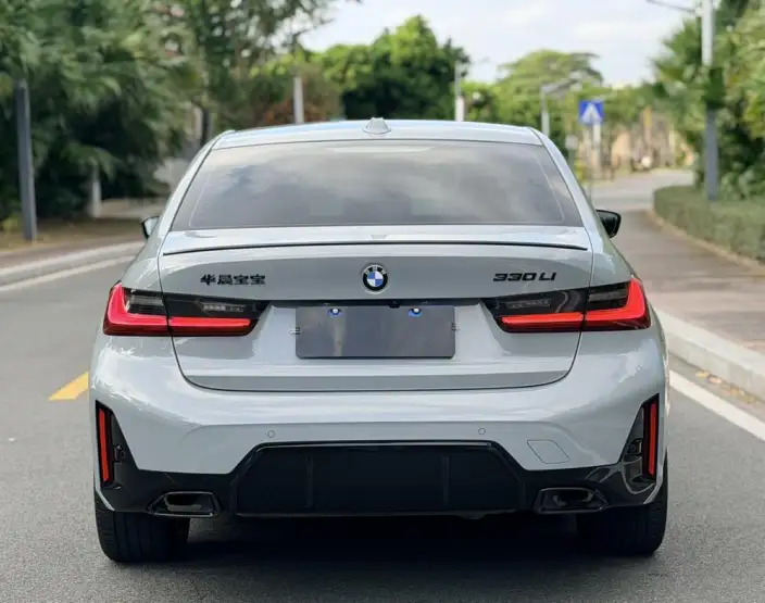 BMW 3 Series 2025 Model 330Li M Sports Night Set – фото 6