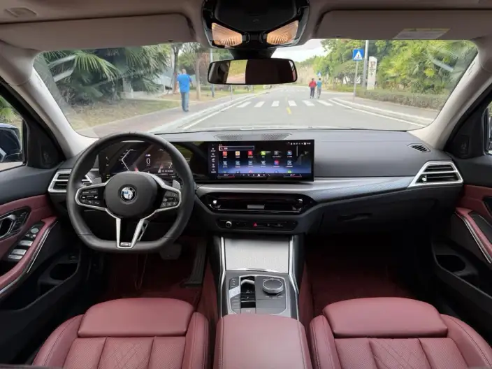 BMW 3 Series 2025 Model 330Li M Sports Night Set – фото 10