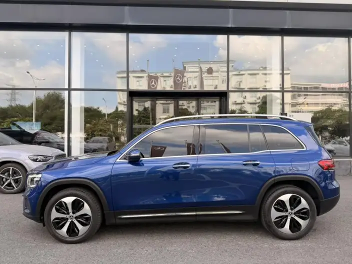 Mercedes-Benz GLB 2022 Model GLB 220 Fashion Model – фото 2