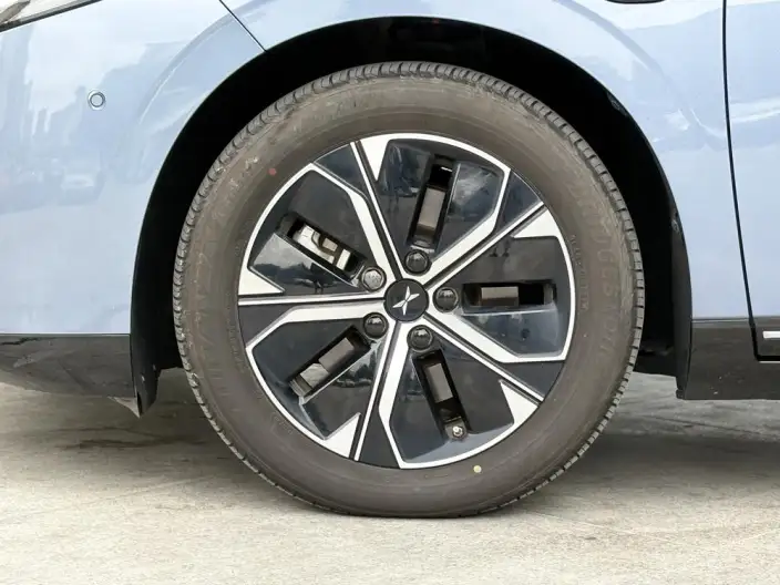 XPeng P5 2022 Model 460E – фото 8