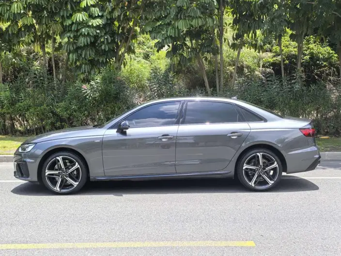 Audi A4 L 2024 Model 40 TFSI Luxury Dynamic Model – фото 3