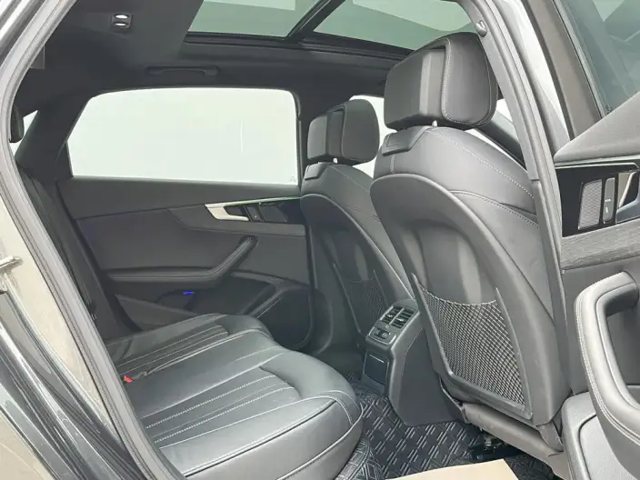Audi A4 L 2024 Model 40 TFSI Luxury Dynamic Model – фото 9
