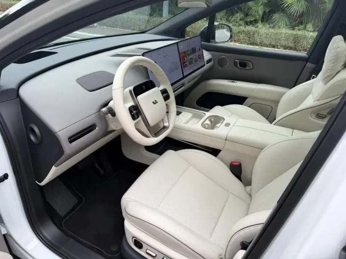 Li Auto i6 2025 Model 2WD Standard Edition – фото 10