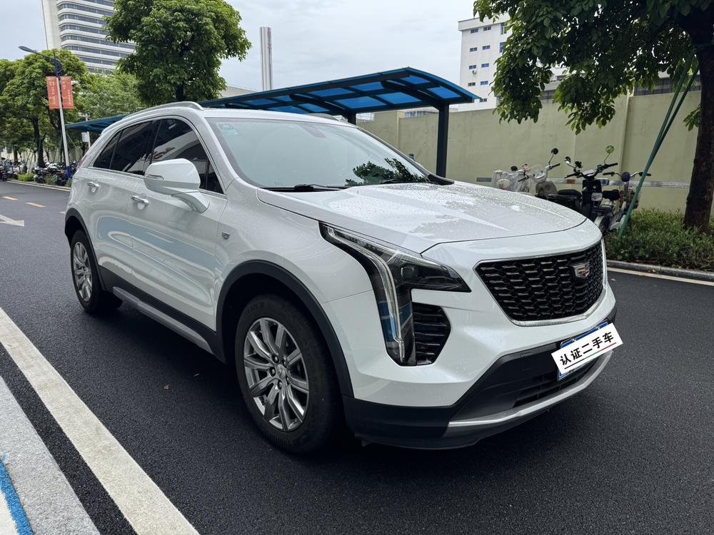 Cadillac XT4 2018 28T FWD Leading – фото 3