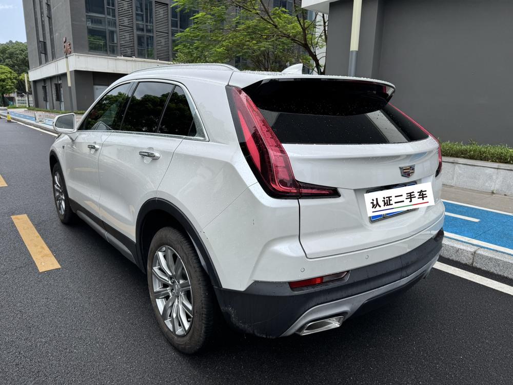 Cadillac XT4 2018 28T FWD Leading – фото 4