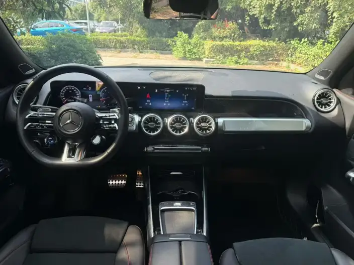 Mercedes-Benz GLB AMG 2024 Model AMG GLB 35 4MATIC – фото 6