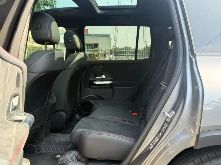 Mercedes-Benz GLB AMG 2024 Model AMG GLB 35 4MATIC – фото 9