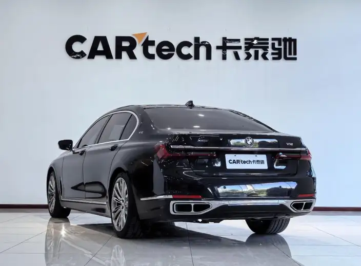 BMW 7 Series 2019 Model M760Li xDrive V12 Luxury Set – фото 5