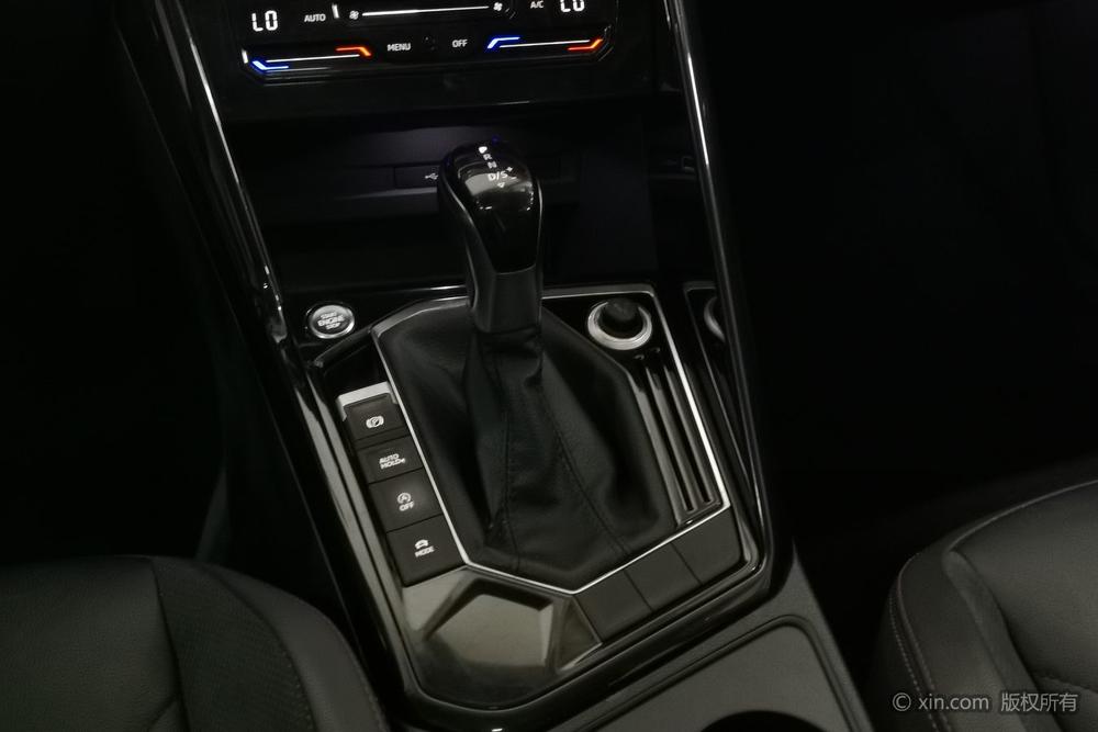 Volkswagen Tayron 2020 330TSI Luxury Connected – фото 14
