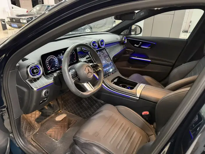 Mercedes-Benz C-Class 2023 Model C 260 L Sports Edition – фото 7
