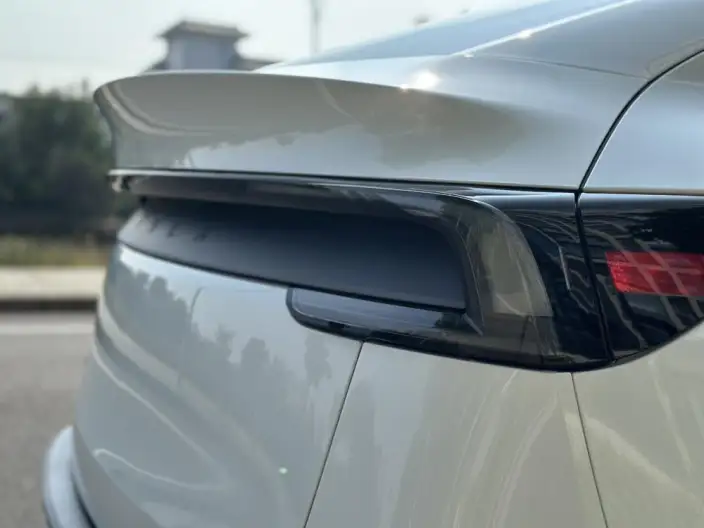 Model Y 2025 Model Rear-wheel drive version – фото 9