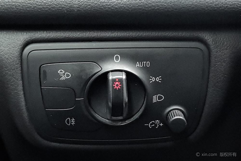 Audi A6L 2016 модификация 30 FSI Comfort – фото 16