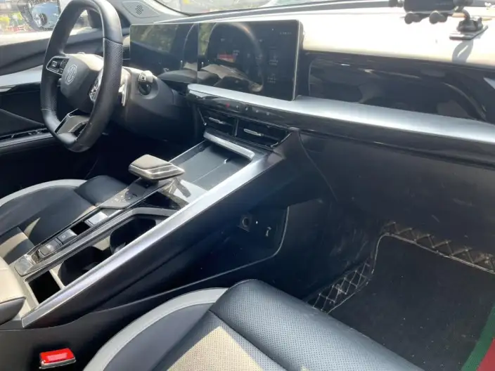 MG 5 Scorpio 2022 Model 1.5T Deluxe Edition – фото 9