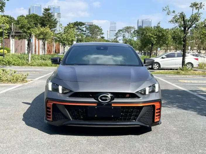Emzoom 2022 Model 270T J16 R-Style Track Edition
