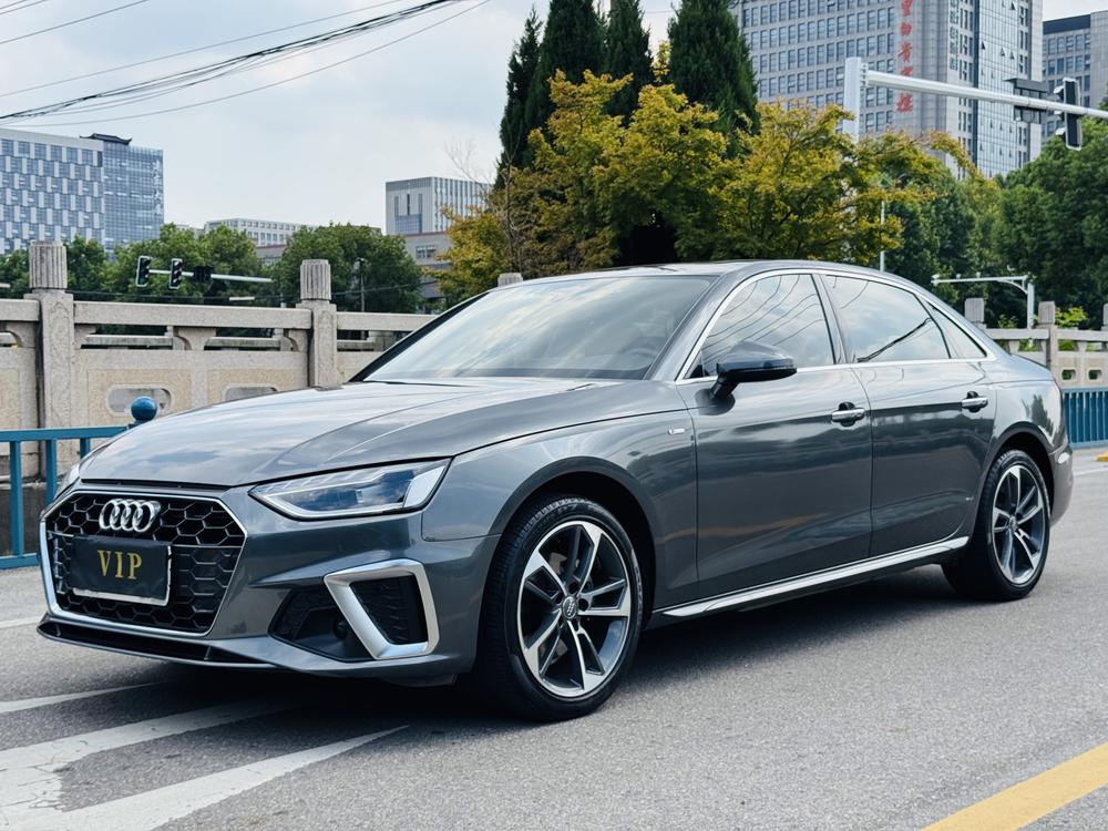 Audi A4L 2021 40 TFSI Life Enjoyment – фото 1