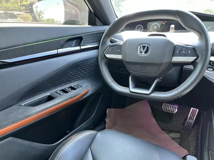 Changan UNI-V 2022 Model 1.5T Sports Edition – фото 10