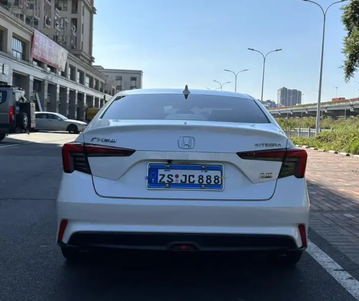 Model Ge 2023 Model 240TURBO CVT Technology Edition – фото 5