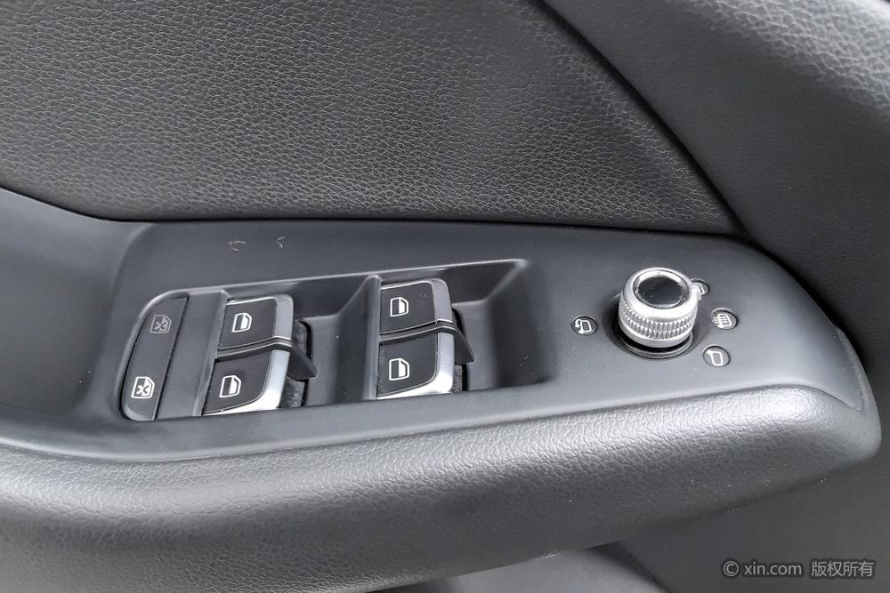 Audi Q5 2013 40 TFSI Technology – фото 22
