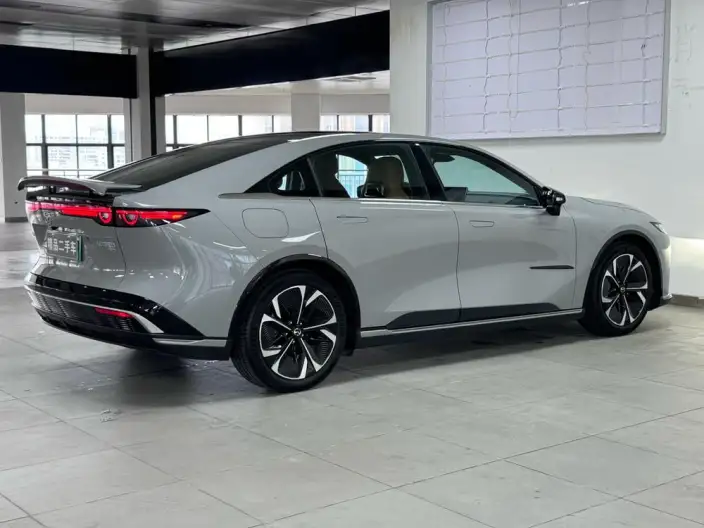 **Mazda EZ-6** 2025 Model Extended Range 200 Smart Prestige Sports Edition – фото 6